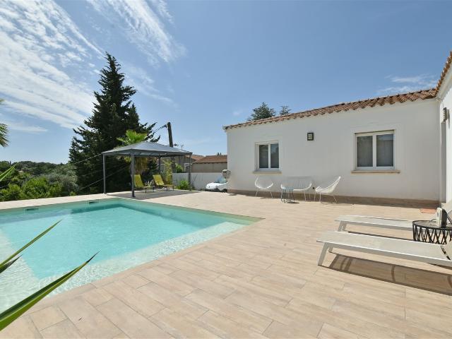 Villa moderne de plain pied P4 d'env. 132m2