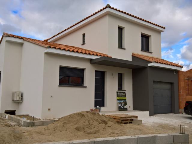 Villa moderne et lumineuse R+1 avec suite parentale et Garage