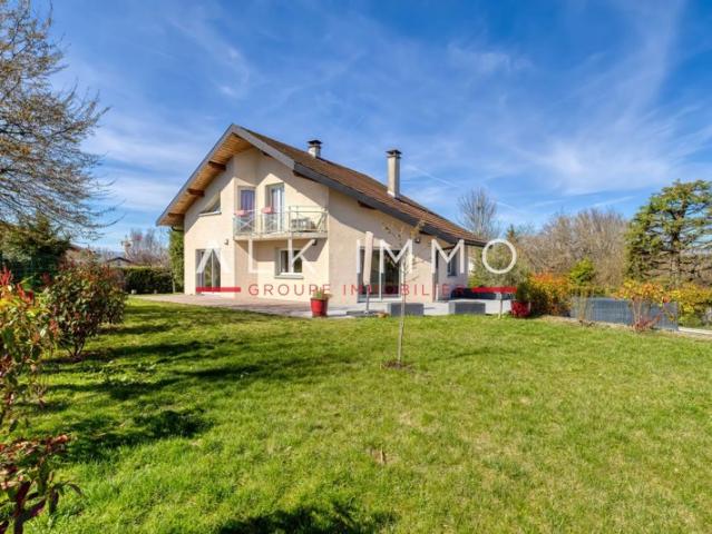 Villa Moderne proche centre ville d'Annecy