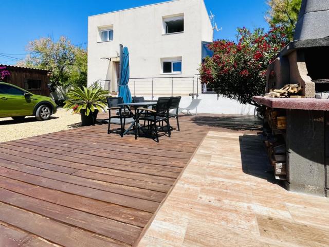 Villa moderne rénovée 2ème ligne à Frontignan Plage Vue mer