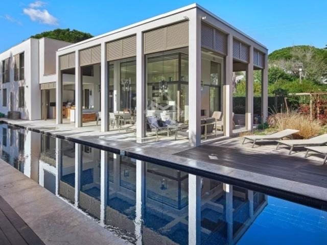 Villa moderne sur les plages de Pampelonne