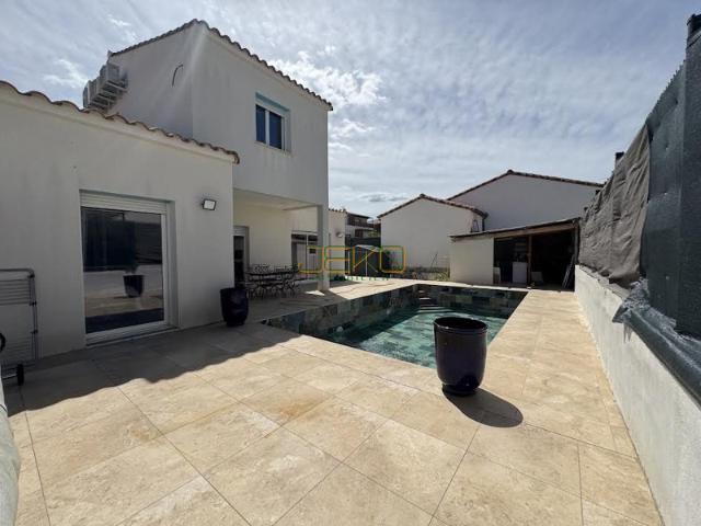 Villa moderne type 4 d'env. 135m² avec piscine