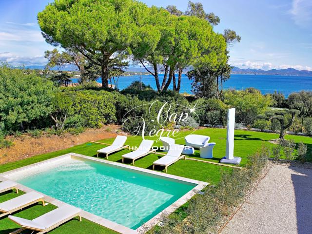 VILLA MODERNE VUE MER FACE AUX PLAGES RENOVEE A NEUF A VENDRE AUX ISSAMBRES