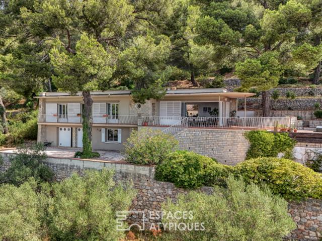 Villa moderniste vue rade