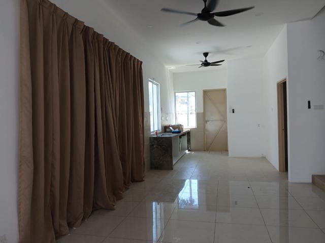 Villa Mutiara Indah Simpang Ampat For Rent