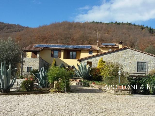 Villa nella Verde Umbria con pannelli solari Lisciano Nicc. 292m² Lisciano Niccone