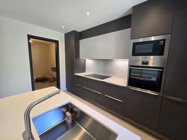 Villa neuve 190 m2 et 735 m3 3 places de parc Martigny | dreamo. Ch