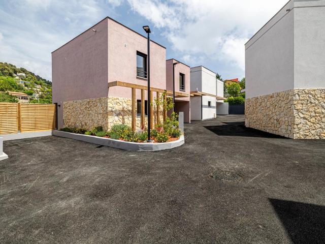 Villa Neuve à La Turbie – Proche de Monaco. Avec Jacuzzi et. 85m² La Turbie