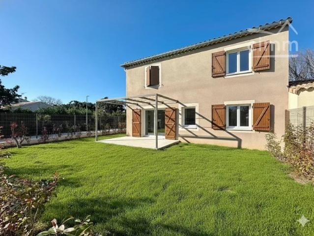 Villa neuve avec garage
