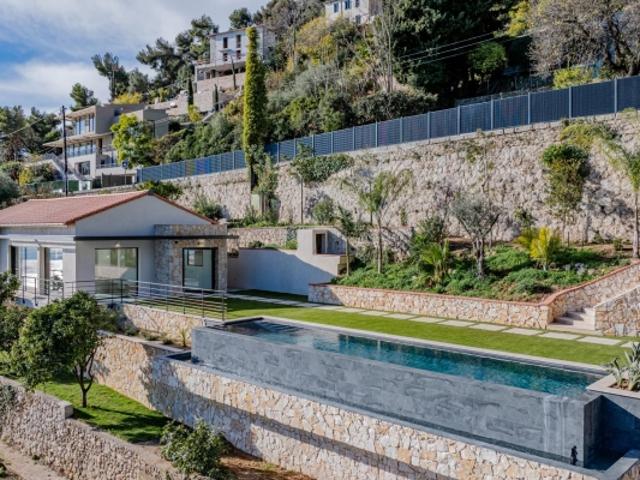 Villa neuve vue mer à vendre Roquebrune proche Monaco