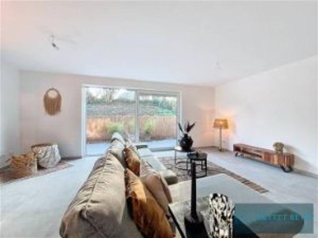 Villa neuve de 3 chambres jardin et garage