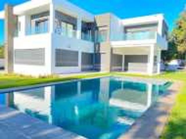 Villa neuve de luxe en location à Rabat