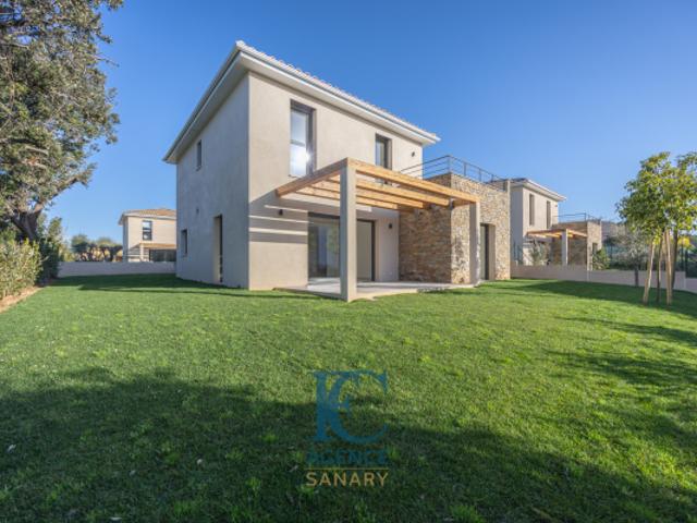 Villa neuve de standing de 115 m2 au calme