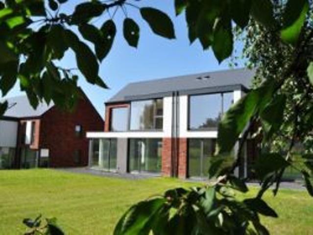 Villa neuve et moderne située à 9 km de Perwez