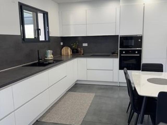 Villa neuve rt 2020