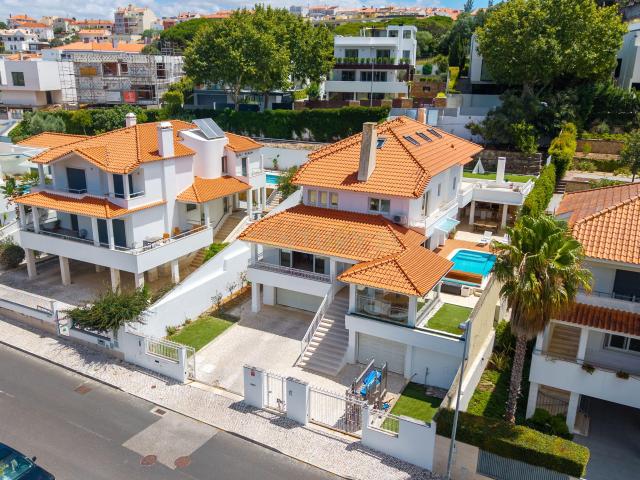 VILLA NO ESTORIL | 550 M² | 4 SUÍTES, PISCINA & CINEMA