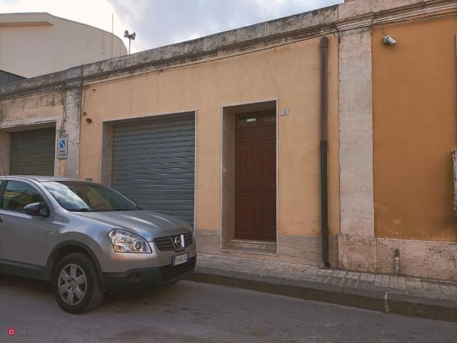 Villa nuova a Floridia