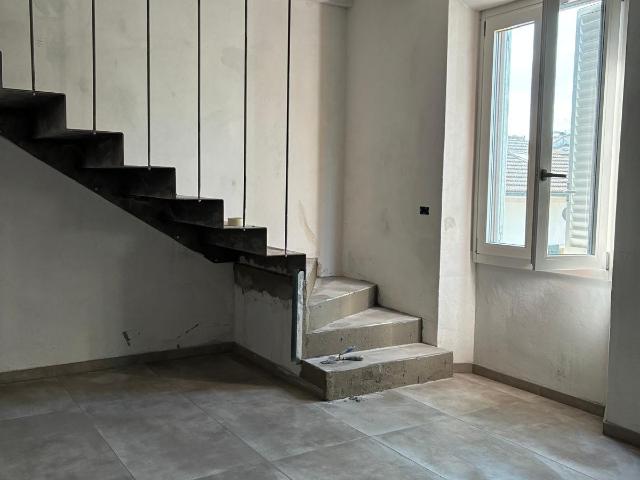 Villa nuova a Poggibonsi