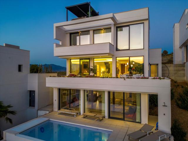 VILLA NUEVA