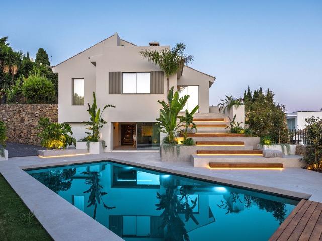 Villa, Nueva Andalucía 785m² Nueva Andalucia