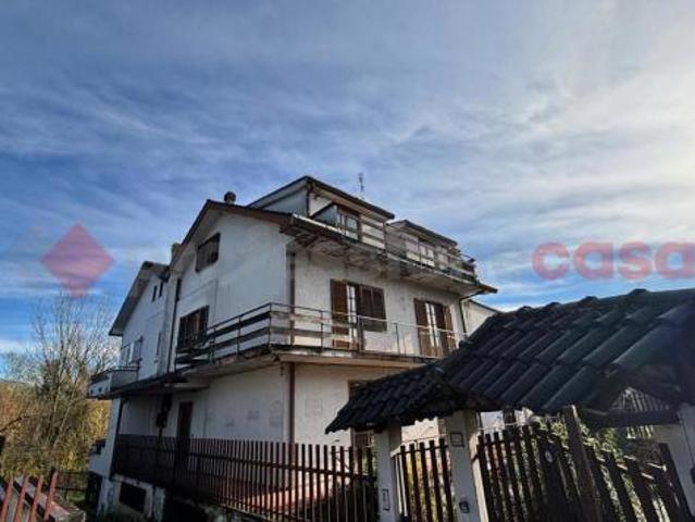 Villa o villino Alatri. Rif.: Cod. rif 3279316VRG