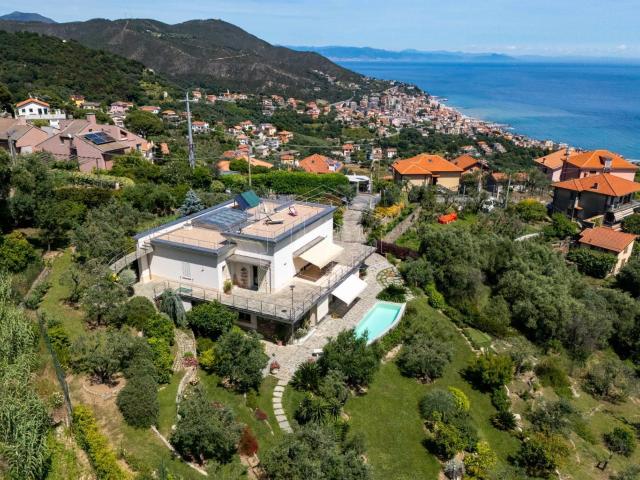 Villa o villino di 439 m2 a Varazze 439m² Varazze
