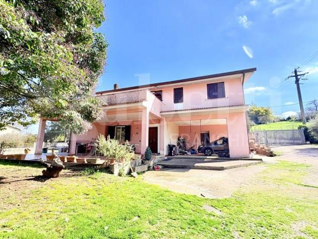 Villa o villino Segni. Rif.: Cod. rif 3295618VRG