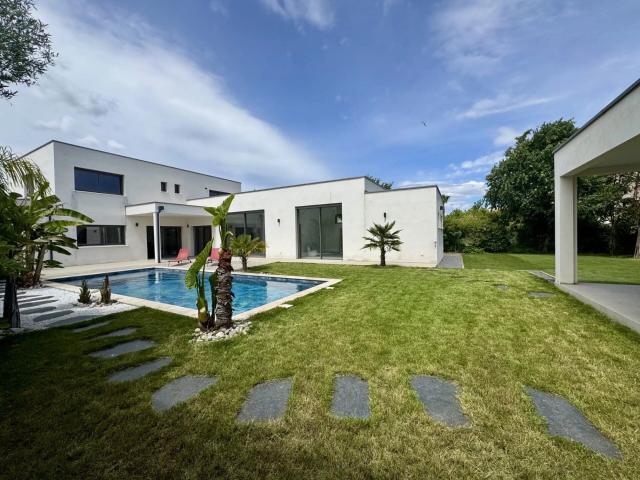 Villa on sale in Montpellier 255 m² | dreamo. Ch