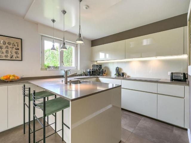 Villa on sale in Bogis Bossey 195 m² | dreamo. Ch