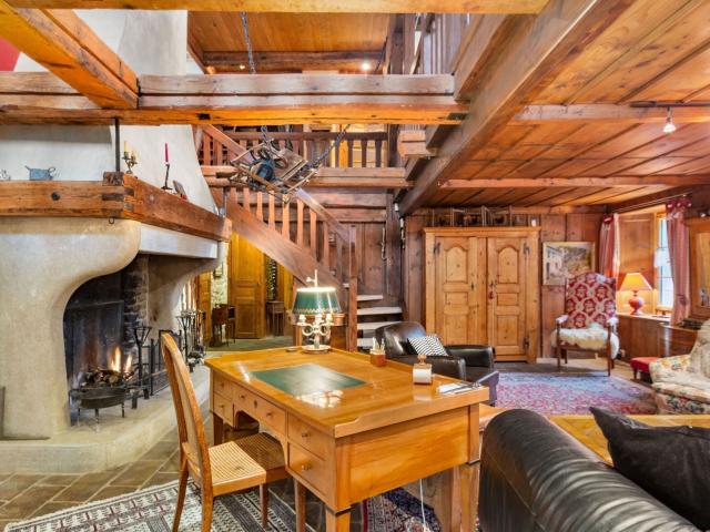 Villa on sale in La Chaux de Fonds 520 m² | dreamo. Ch