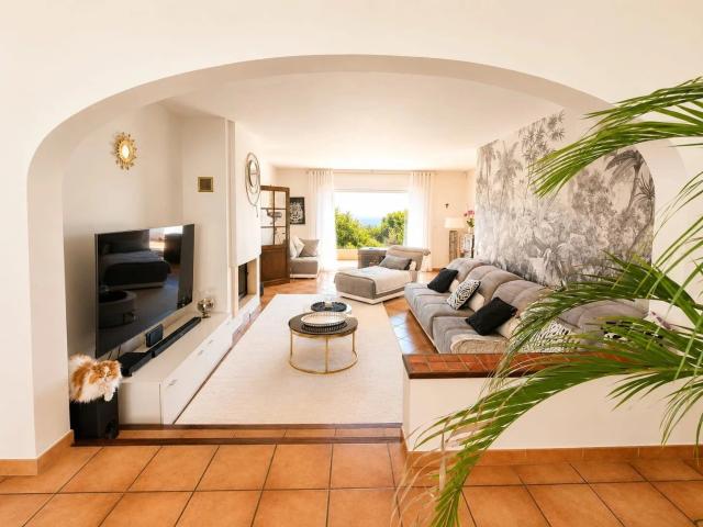 Villa on sale in Sète 211 m² | dreamo. Ch