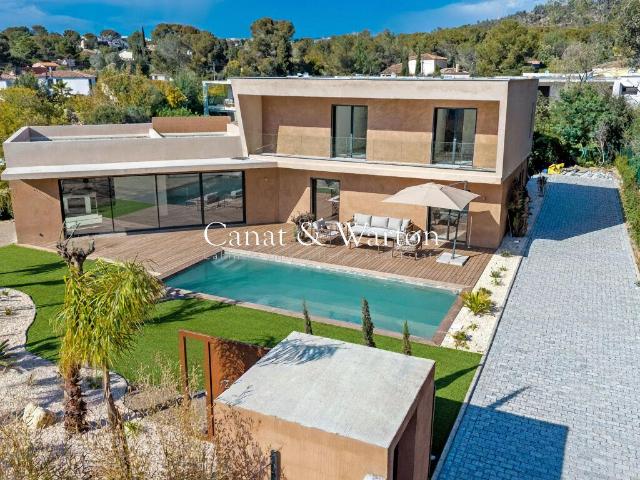 Villa Osmose: Élégance Contemporaine 287m² Saint Raphaël