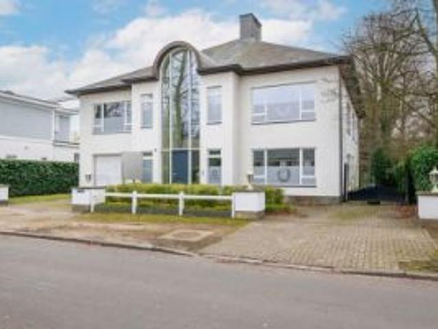 Villa op topligging met vele mogelijkheden