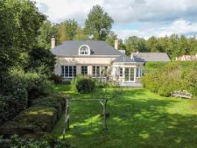 Villa op ruim perceel met 4 slk en gunstig EPC te Schilde