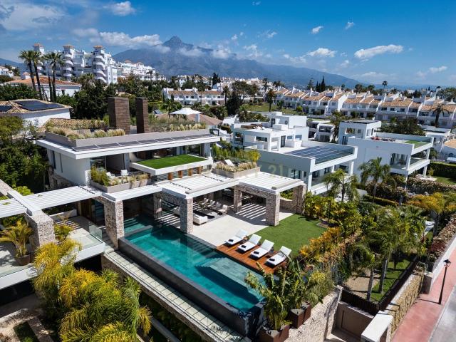 Villa P