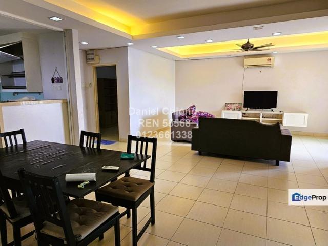 Villa Park Condominium
