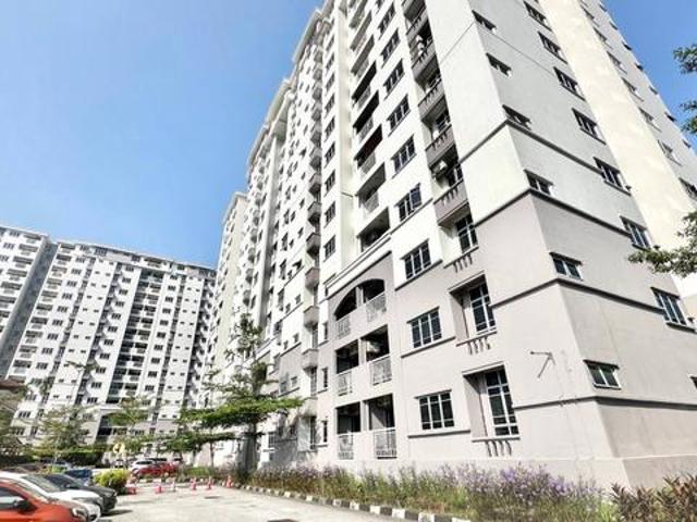Villa Pavilion Seri Kembangan Selangor House For Sale