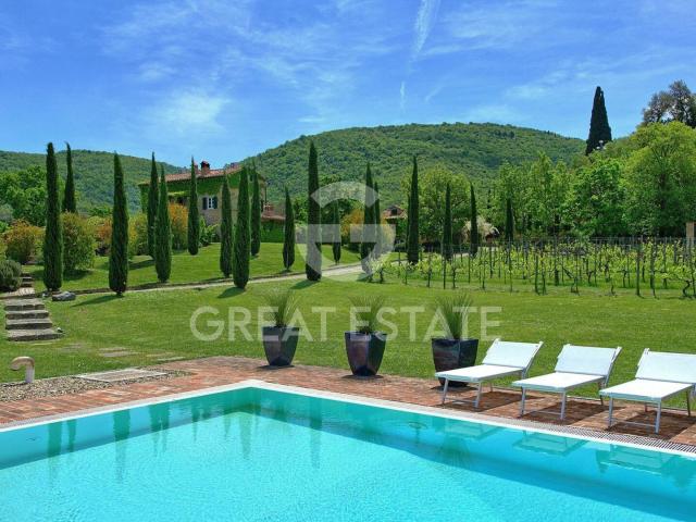 Villa Pergola 314m² Cortona