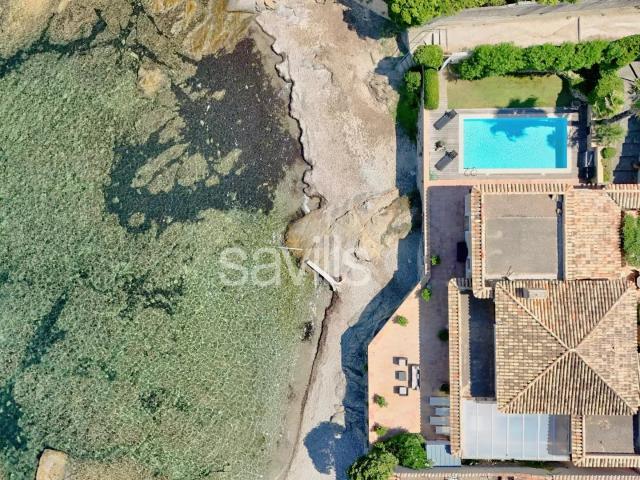 Villa pieds dans l’eau à Sainte Maxime