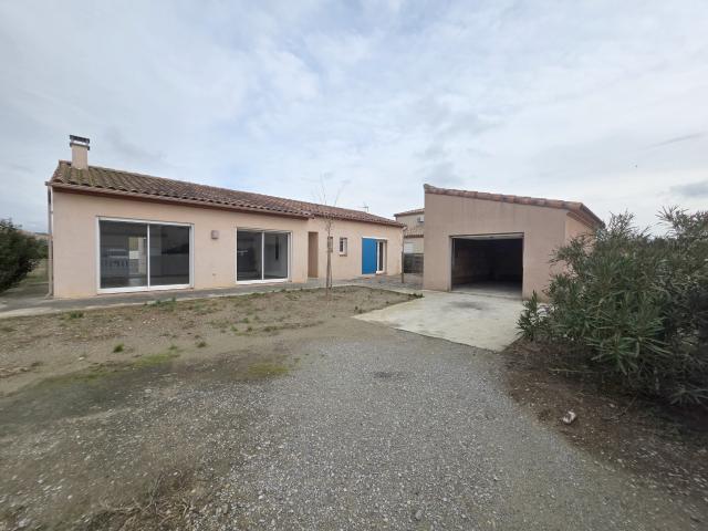 Villa de plain pied + garage OLONZAC