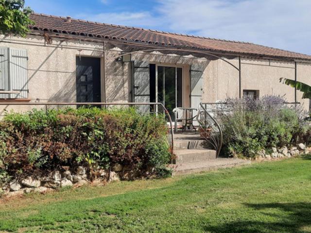 VILLA PLAIN PIED AVEC ATELIER