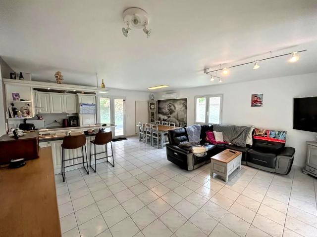Villa plain pied avec piscine – Vue sur Cornillon – Vallée d. 97m² Cornillon