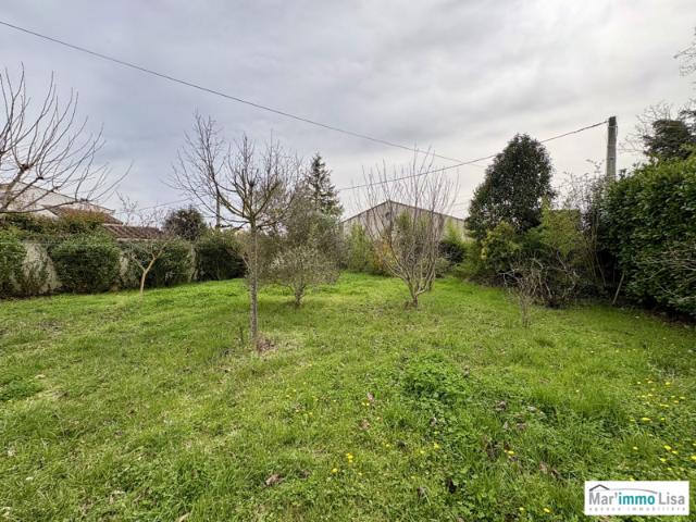 VILLA PLAIN PIED AVEC TERRAIN CENTRE VILLAGE