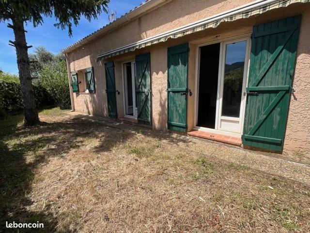 Villa plain pied de Type 3 avec garage et jardin