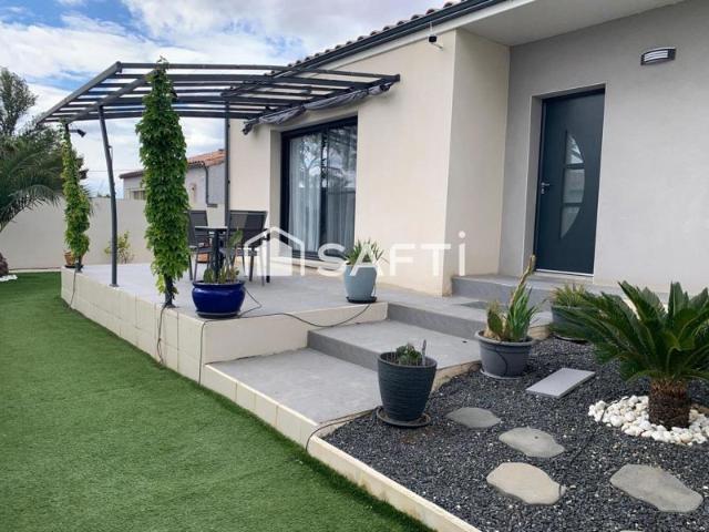 Villa plain pied récente, 107m2, garage, jardin au calme