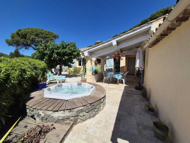 VILLA PLAIN PIED SAINTE MAXIME
