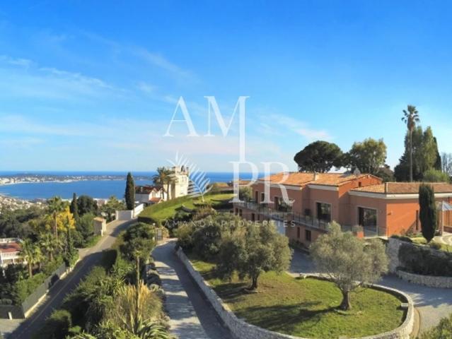 Villa plain pied Vue mer panoramique + Terrain constructible pour une seconde villa