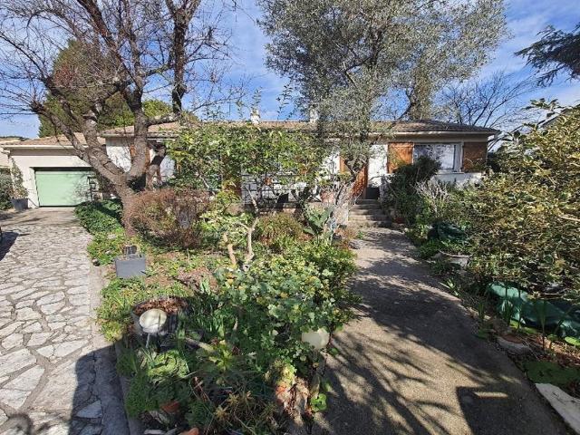 Villa plain pied 3 chambres garage terrain Caveirac 91m² Caveirac