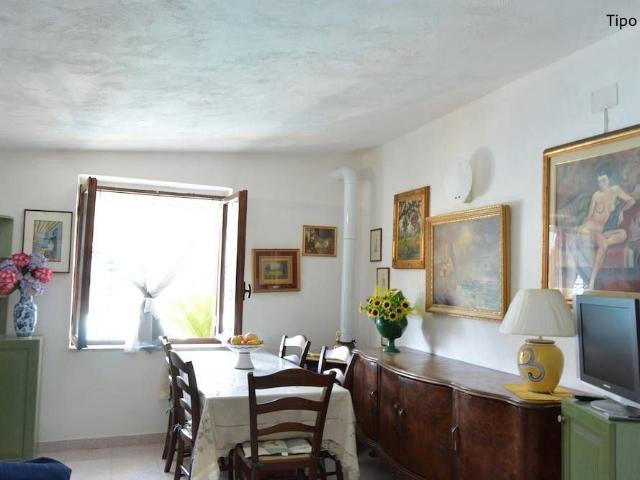Villa plurifamiliare via Monte di Luna, Camerota