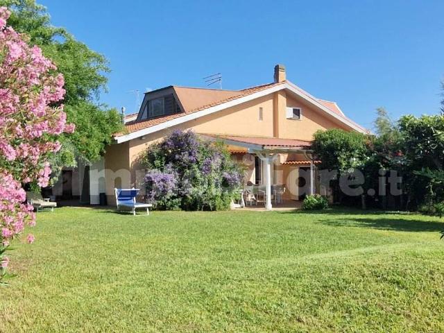 Villa plurifamiliare via Marte 25, Marina di San Nicola, Ladispoli